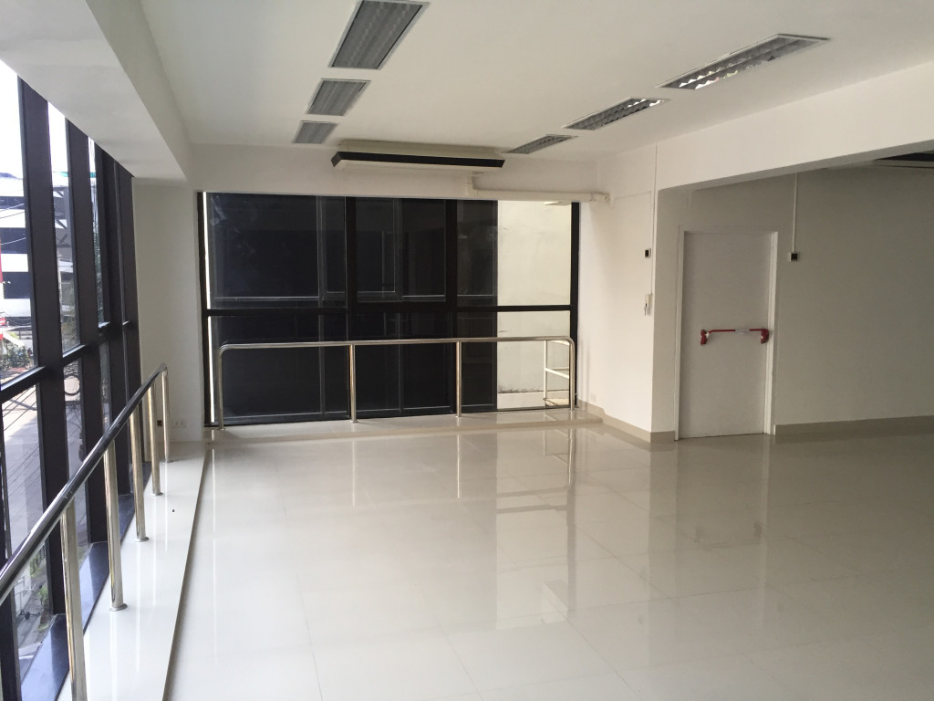 For Rent Office Space Lat Phrao Road Bang Kapi BRE5185