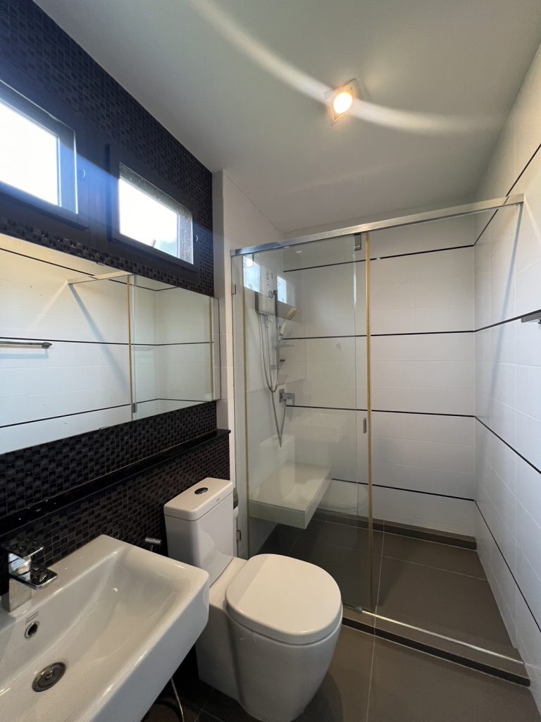 For Rent Bangkok Town House Landmark Ekamai - Ramindra Ramintra Lat Phrao BRE1725