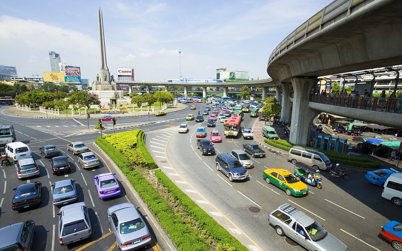 Phloen Chit Bangkok streets