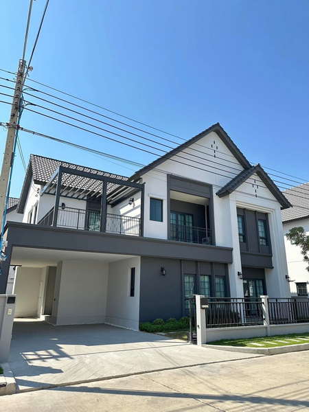 Samut Prakan Single House Centro Bangna Kanchanaphisek BRE23722