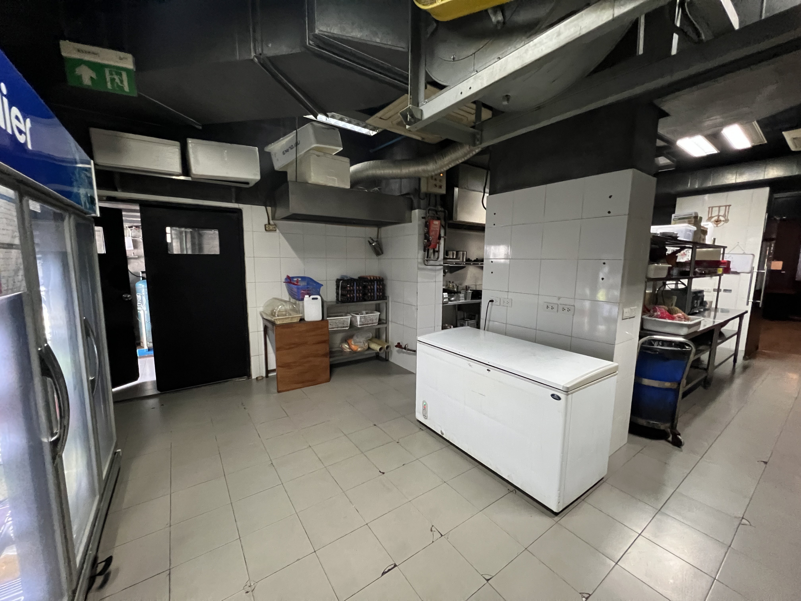 ABF3D6E6-E560-4B0B-9D89-ADA50510C65D