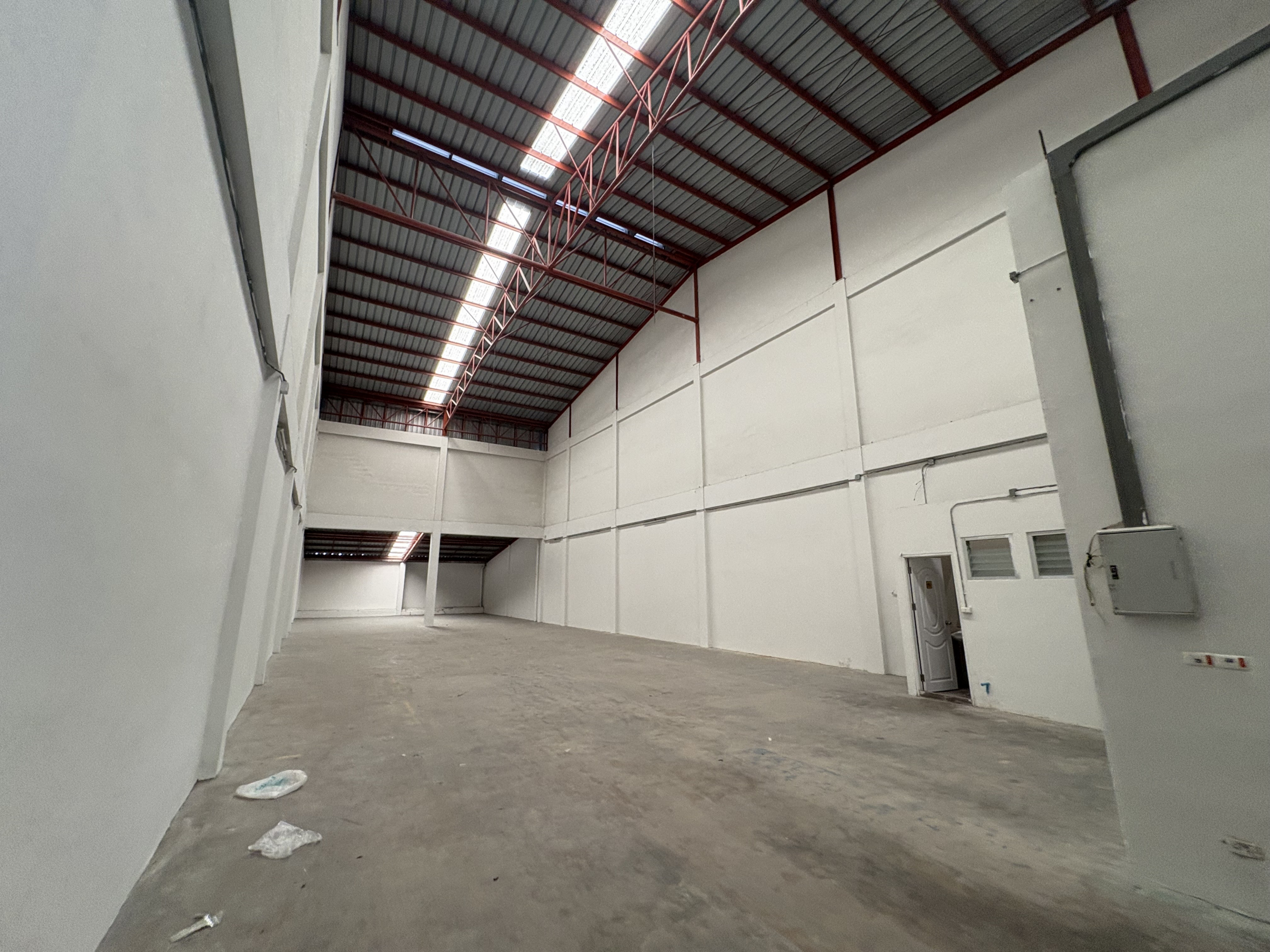 0518A8E2-EE49-4EEC-BBF7-46431B2BA4CD