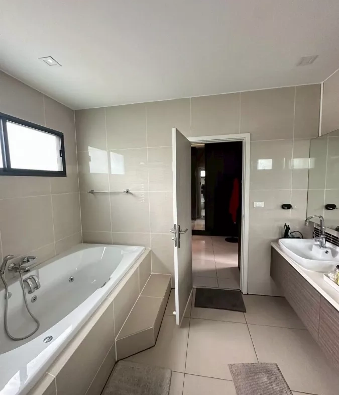 Property photo - S__156483645.jpg