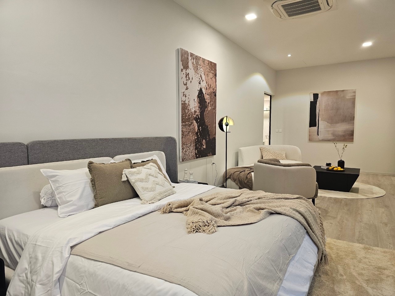 line_oa_chat_251031_135205_group_2