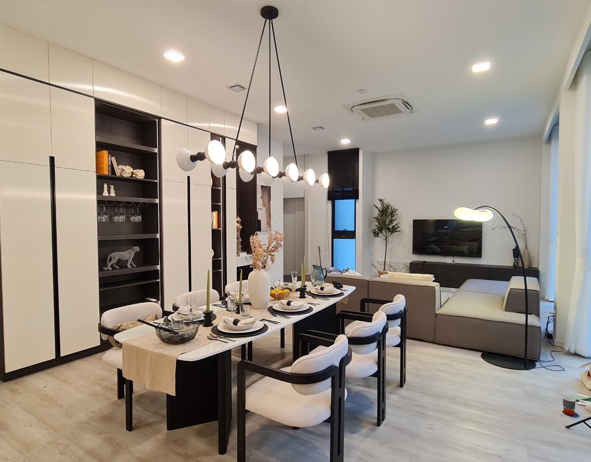 line_oa_chat_251031_135215_group_1