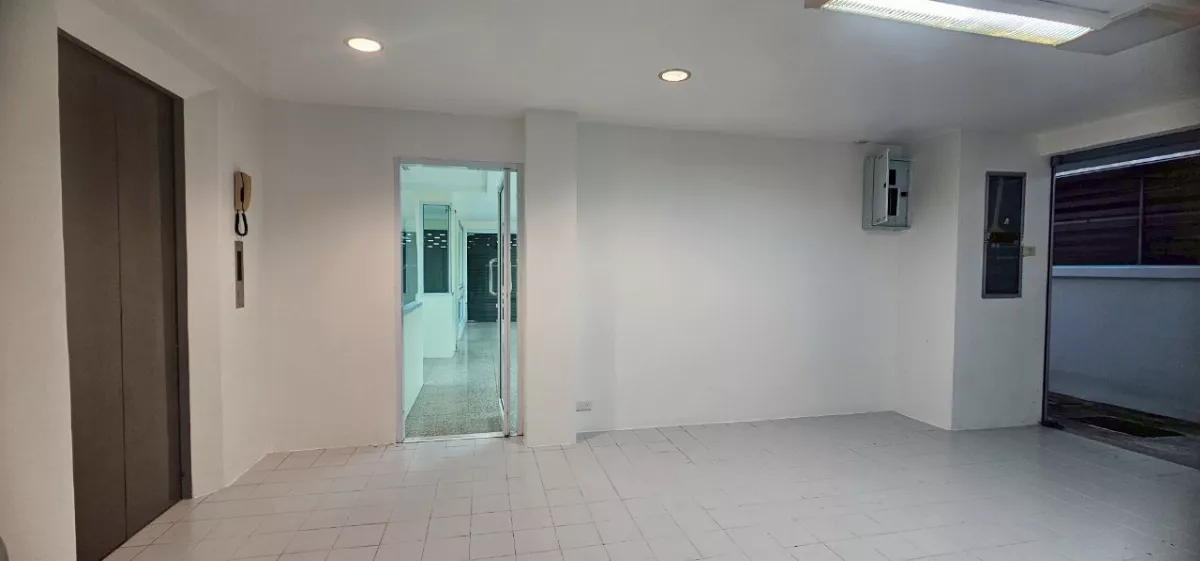 Property photo - LINE_ALBUM_Picture_251105_24.jpg