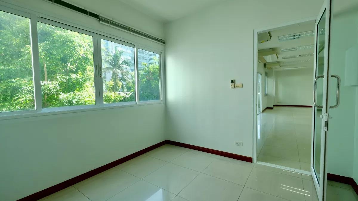 Property photo - LINE_NOTE_251107_3.jpg