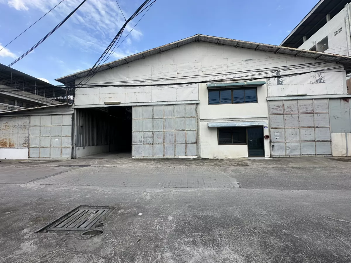 Property photo - 1 samco diy.jpg