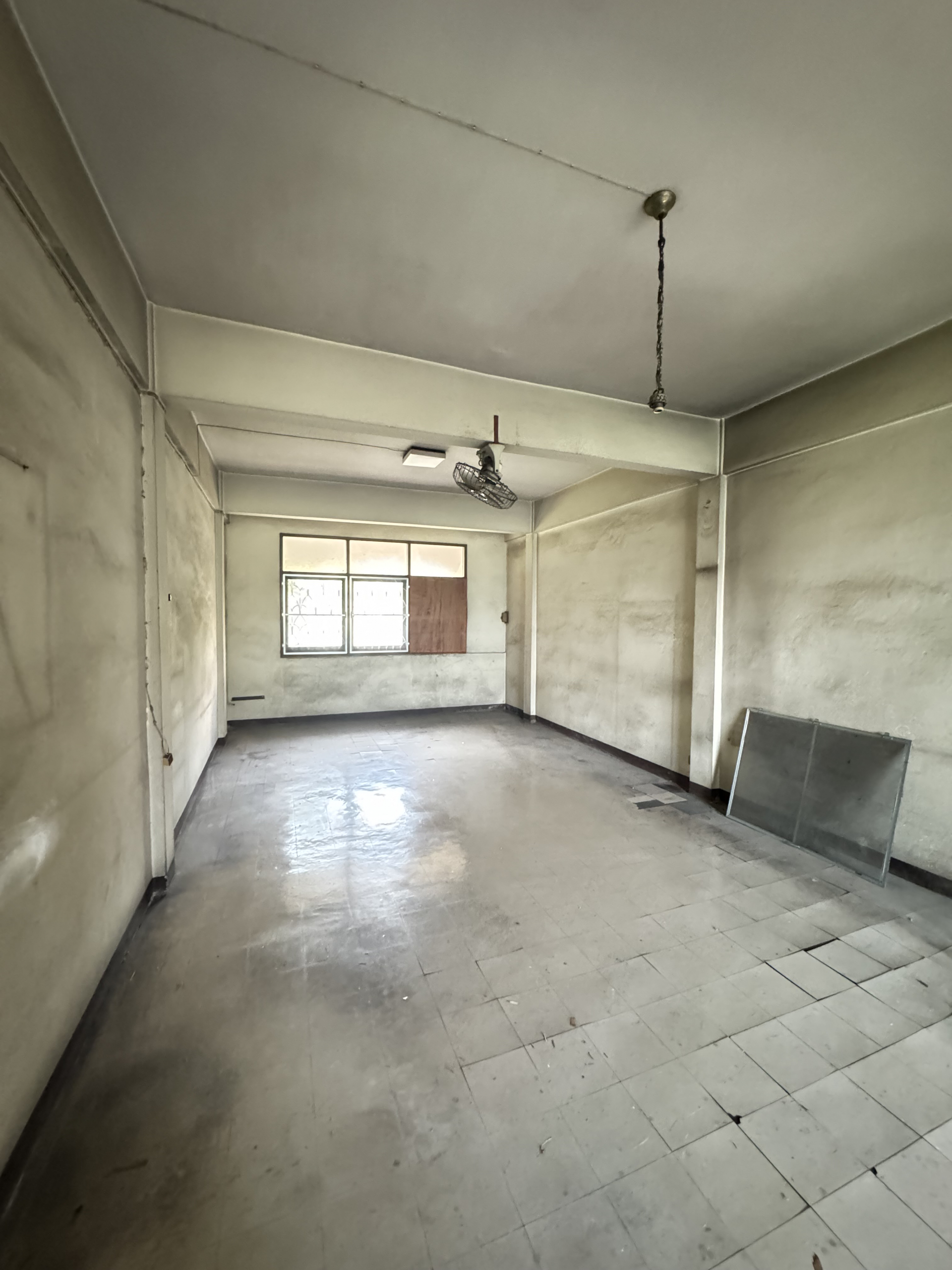 BB1AA1C0-A413-4AB8-BFDF-AE4294ADA2A5