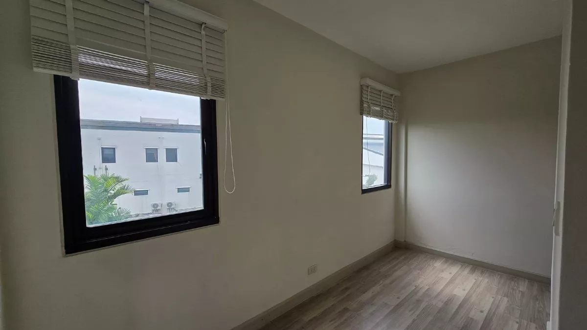 Property photo - S__160596000.jpg